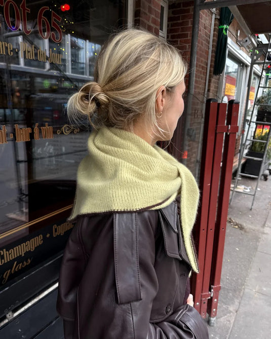Uma Scarf